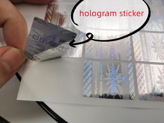 Niestandardowe naklejki na etykietach są idealne dla naklejek hologramów zmiennik kodu QR
